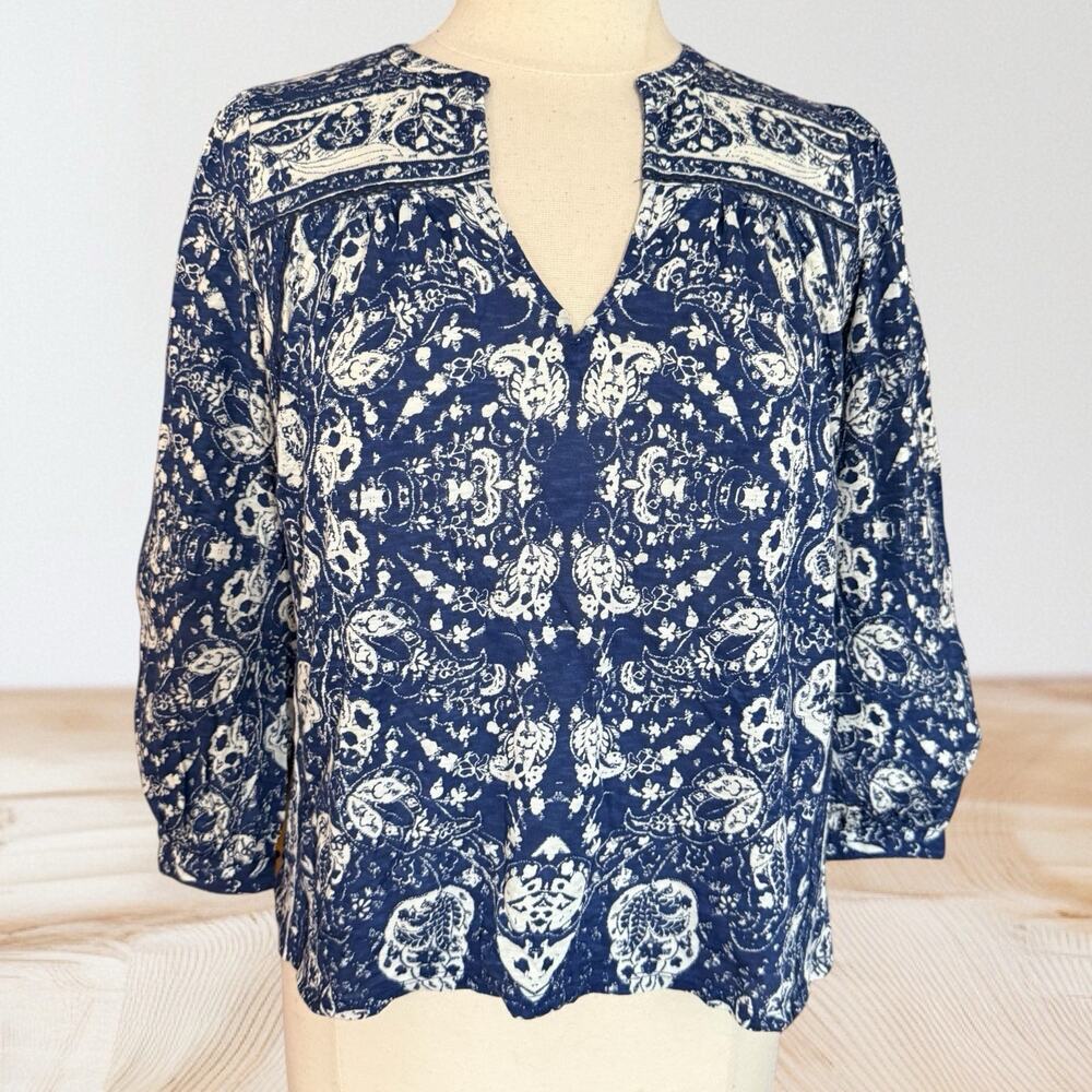 Lucky‎ Brand Paisley Short Shirt Top Sz Sz S Blues 3/4 Sleeve V Neck Lace Insert